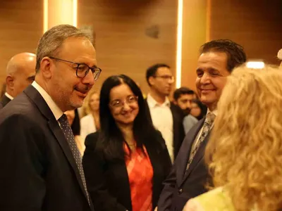 İzmir'de uluslararası araştırma merkezine doğru: nadir hastalıklar ve otizm için hedef