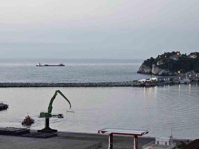 hasarlı kargo gemisi zonguldak açıklarına demirledi