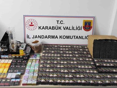 Karabük'te iş yerinde kaçak tütün operasyonu: doldurulmuş makaron ve gümrük kaçağı sigaralar bulundu