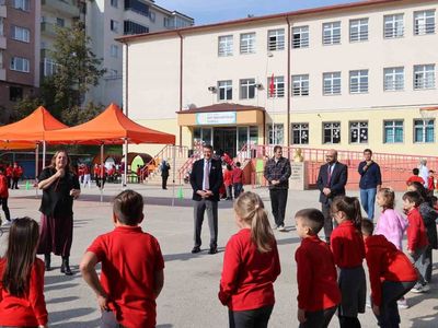 Bilecik'te ilkokulda geleneksel oyunlarla sosyal beceri şöleni