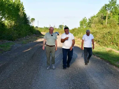 Terme Bazlamaç'ta 5 kilometrelik yola 'yaptık, yapıyoruz, yapacağız' sözü