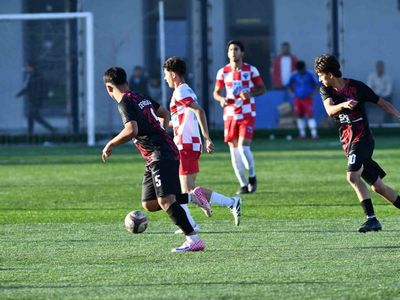 Sungur FK genç takımı farklı skorla ilk galibiyetini aldı