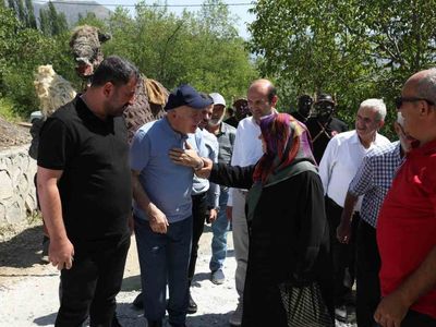Sekmen kırsalda: İspir ve Pazaryolu'nda piknikte buluştu