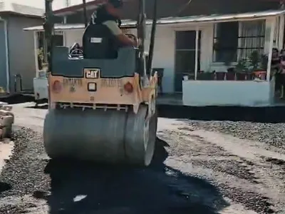 Asfalt hamlesi Akasya ve Güzelburç'ta yolları yeniledi