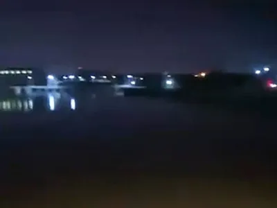 Sakarya'da gece köprüden nehre girdiği belirtilen şahıs için ekipler seferber