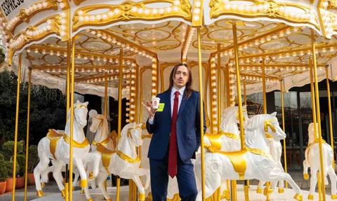 Tommy Cash'ten Espressolab'ta Espresso Macchiato flashmob sürprizi