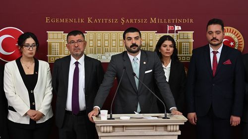 CHP'li Gökçek'ten Tutuklu Göstericilere Serbest Bırakma Çağrısı