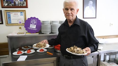 Edirne'nin Tava Ciğer Ustası Kazım Gilan, 'Anadolu Mutfak Kültürü' Ödülünü Kazandı