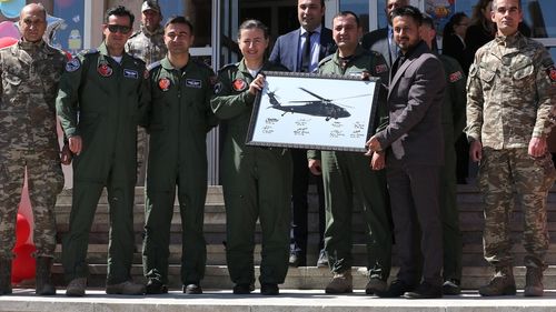 Konyalı Öğrenciler Helikopter Görme Hayalini Gerçekleştirdi