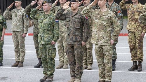 NATO, Kosova'daki Askeri Varğını Güçlendiriyor