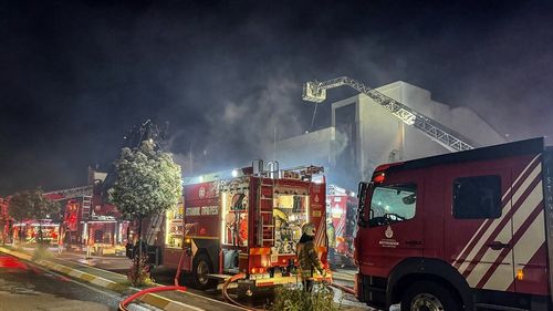 Pendik'te Palet Fabrikasında Çıkan Yangın Kontrol Altına Alındı