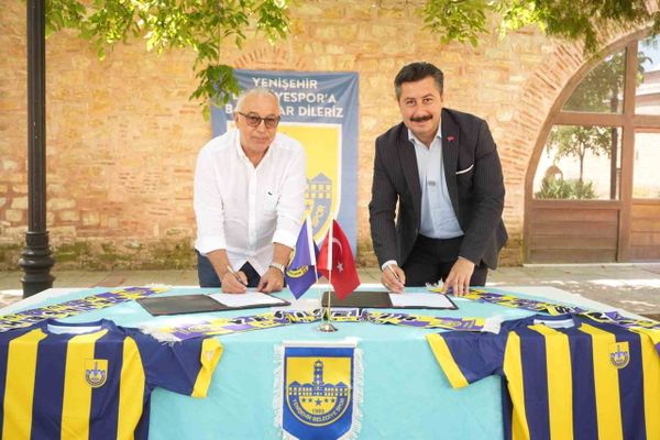 Yenişehir Belediyespor’da hedef profesyonel lig: Sait Ulvi Özdemir göreve başladı
