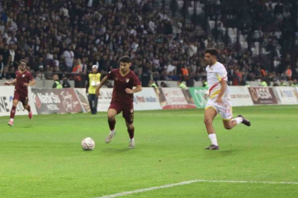 Maçın son anları belirledi: Elazığspor evinde Çorluspor 1947'ye 3-2 yenildi
