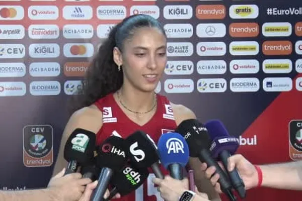 Deniz Uyanık finaller için vnl şampiyonluğu ve Avrupa finali hedefliyor