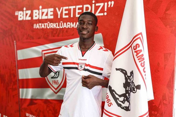 Samsunspor genç yeteneği Mbatoloum Daniel ile uzun soluklu anlaşma imzaladı