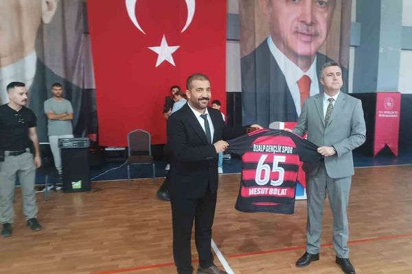 Özalp'ta gençlik festivali: sporla buluşan bir gün