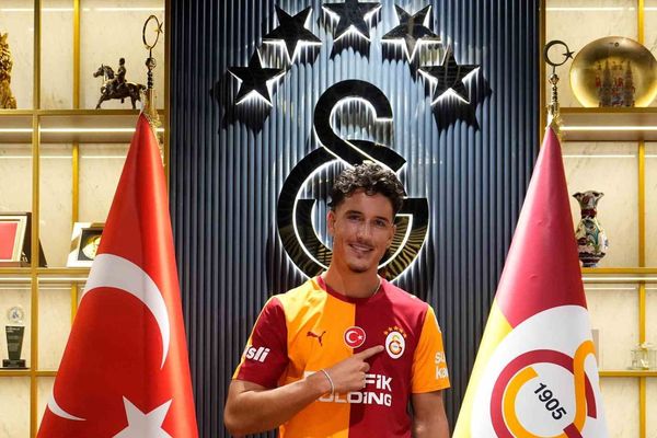 Galatasaray, Deniz Gül transferinde 10 milyon euro ve yüzde 10 pay üzerinde anlaştı