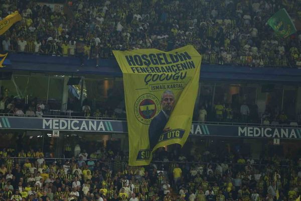 Fenerbahçe, UEFA Şampiyonlar Ligi'nde Sturm Graz karşısında erken üstünlük sağladı