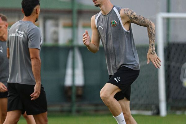 Alanyaspor sahasında Erzurumspor'a taktik ağırlıklı hazırlanıyor