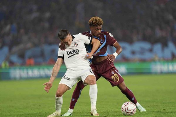 Trabzonspor evinde Beşiktaş'a set vermedi: 2-0