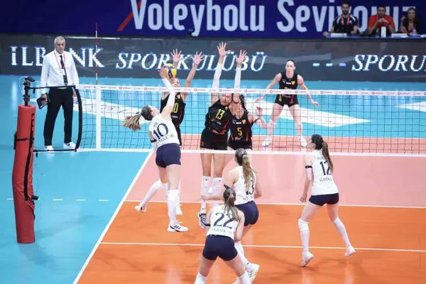 Sezonun ilk haftası tamamlandı: Eczacıbaşı, Fenerbahçe ve Aras Kargo galip