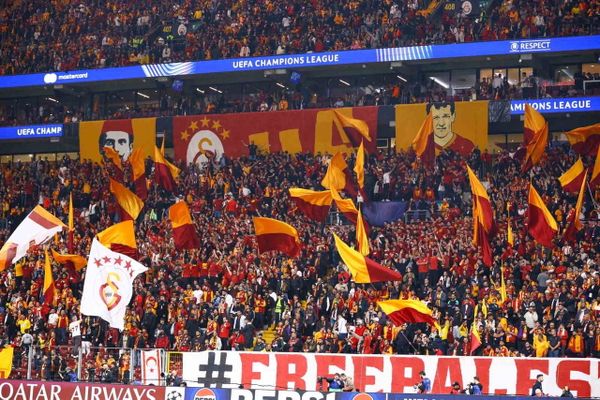 Şampiyonlar Ligi'nde ilk 15: Galatasaray ve Barcelona fileleri boş bıraktı