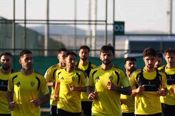 Aliağa FK Afyon'da 11 günlük kampla sezona hazırlanıyor