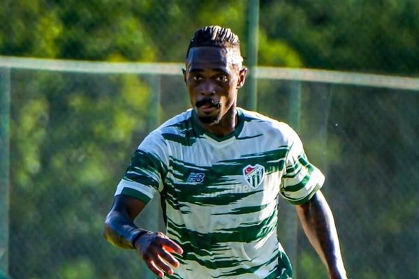 Bursaspor'da Lincoln Henrique tedaviye alındı; sahalara dönüş yaklaşık 10 gün