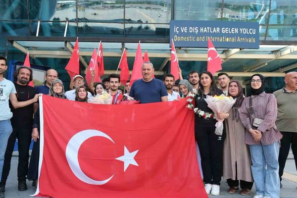 Erzincan'da genç atıcının Avrupa bronzu kentte heyecan yarattı