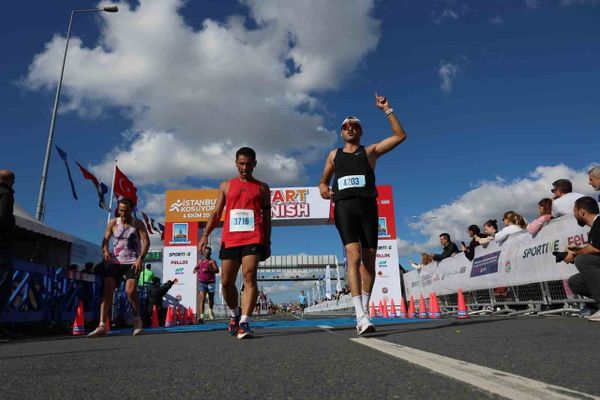 Yenikapı'da 5 bin 447 koşucunun buluştuğu İstanbul’u Koşuyorum Avrupa etabı tamamlandı