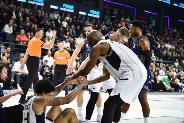 Fenerbahçe Tarfin, Çayırova'da hücum ritmini kontrol etti