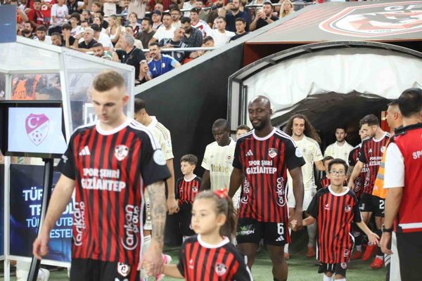 Sakin ilk çeyrek: Gaziantep FK ile Fenerbahçe 15 dakikada gol sesi yok