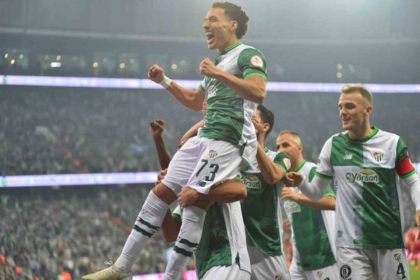 Bursaspor erken golle öne geçti, Iheanacho ikinci yarıda farkı belirledi