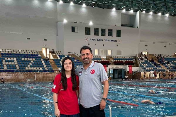 Elazığlı sutopu yeteneği Fatma Asya Öztürk Niğde kampına davet edildi