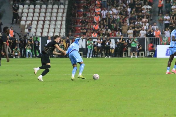 Trabzonspor 20. dakikada Amed SF karşısında öne geçti