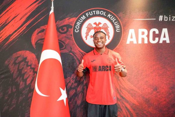 Çorum FK'ye Youssoufa Moukoko takviyesi: satın alma opsiyonlu kiralama