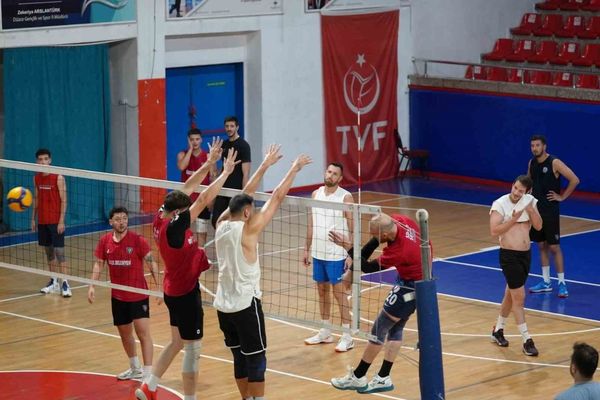 Konuralp Beyleri evinde Tokat Belediyespor'u ağırlıyor