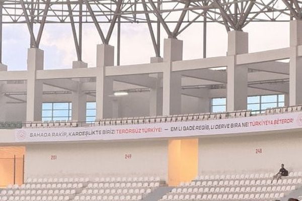 Bakanlıktan maç öncesi birlik çağrısı: terörsüz Türkiye pankartı