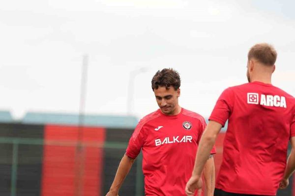 Çorum FK, Alanyaspor maçı öncesi iki gruba ayrılarak hazırlandı
