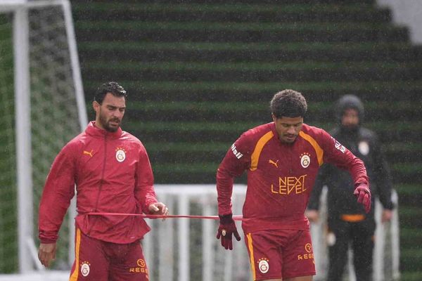 Galatasaray kasımpaşa hazırlıklarını tempolu antrenmanla sürdürüyor