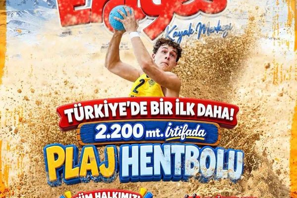 Erciyes'te 2 bin 200 metrede kumla buluşma: plaj hentbolu dağda
