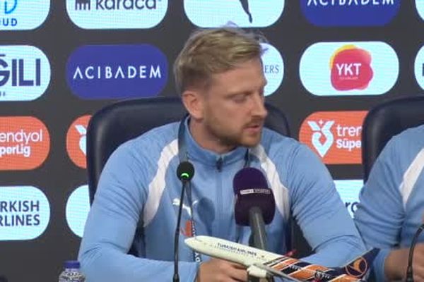 başakşehir'de maç sonrası kırmızı karta büyük tepki
