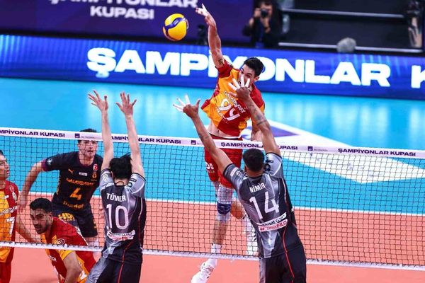 Galatasaray şampiyonlar kupası'nda ziraat bankkart'ı 3-1 mağlup ederek kupayı kazandı
