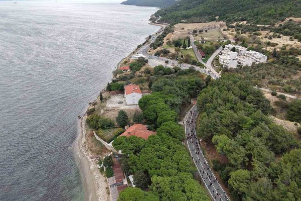 Gelibolu tepelerinde anılarla koşulan uluslararası maraton tamamlandı