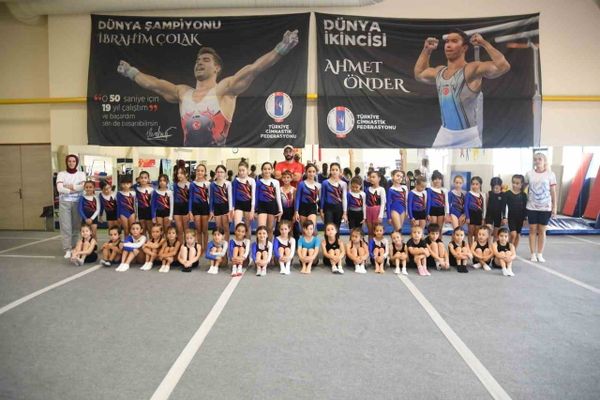 Geleceğin cimnastikçileri Eskişehir'de temelleri atıyor