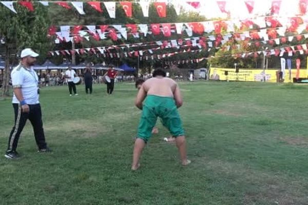 Er meydanı 26 yıl sonra Kahramanmaraş'ta yeniden kuruldu