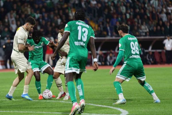 Bursaspor deplasmanda Muğlaspor'u 3-0 yendi: Iheanacho iki golle öne çıktı
