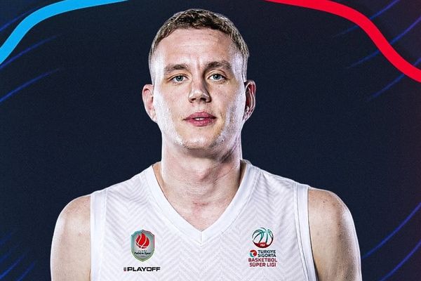 Aliağa Petkimspor pota altını 2.18'lik Letonyalı pivot Anzejs Pasecniks ile güçlendirdi