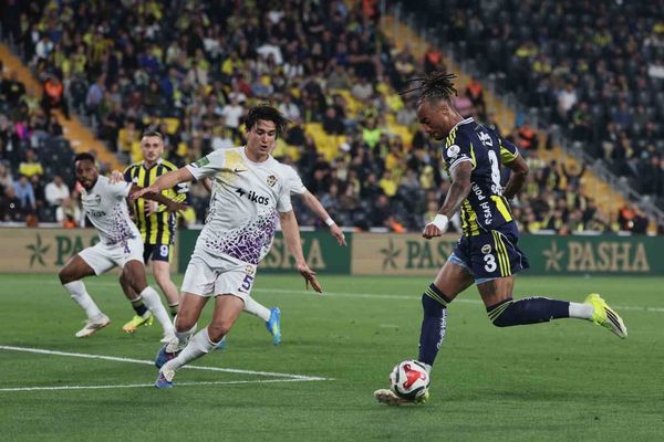 Kadıköy'de yeni sınav: Fenerbahçe ile Eyüpspor beşinci kez karşılaşıyor