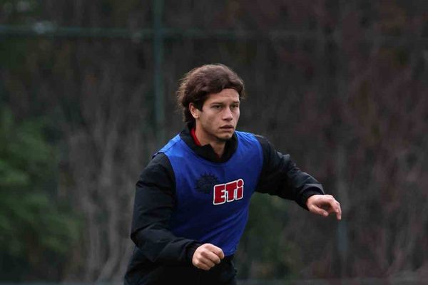 Eskişehirspor kupa sınavı öncesi tesis çalışmalarını yoğunlaştırdı